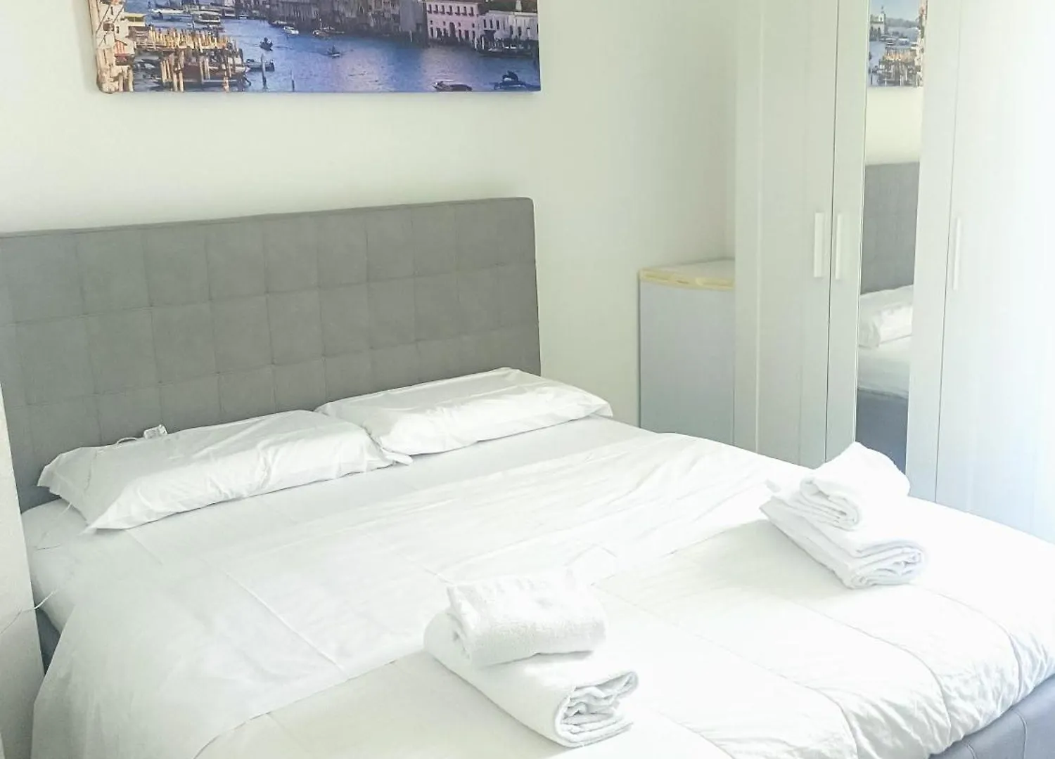 Venice Apartments