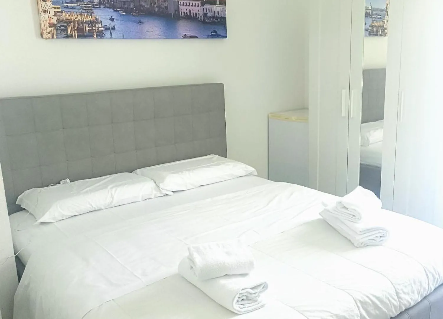 Venice Apartments